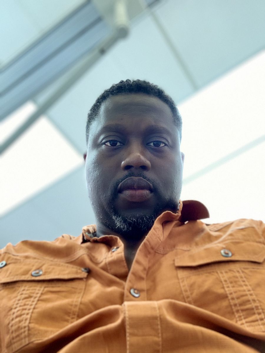 Ernesto J., Matola
